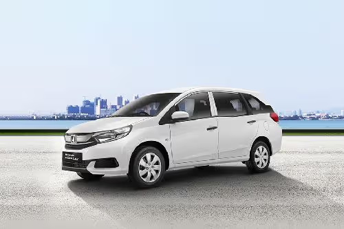 honda-mobilio-sewamobi-jakarta